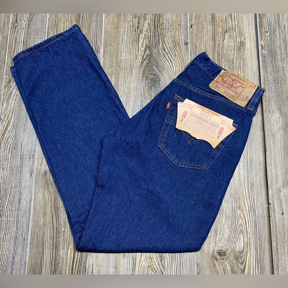 Deadstock Vintage 1993 Levi’s 501 Button Fly Denim Jeans 32x30 NWT 90’s